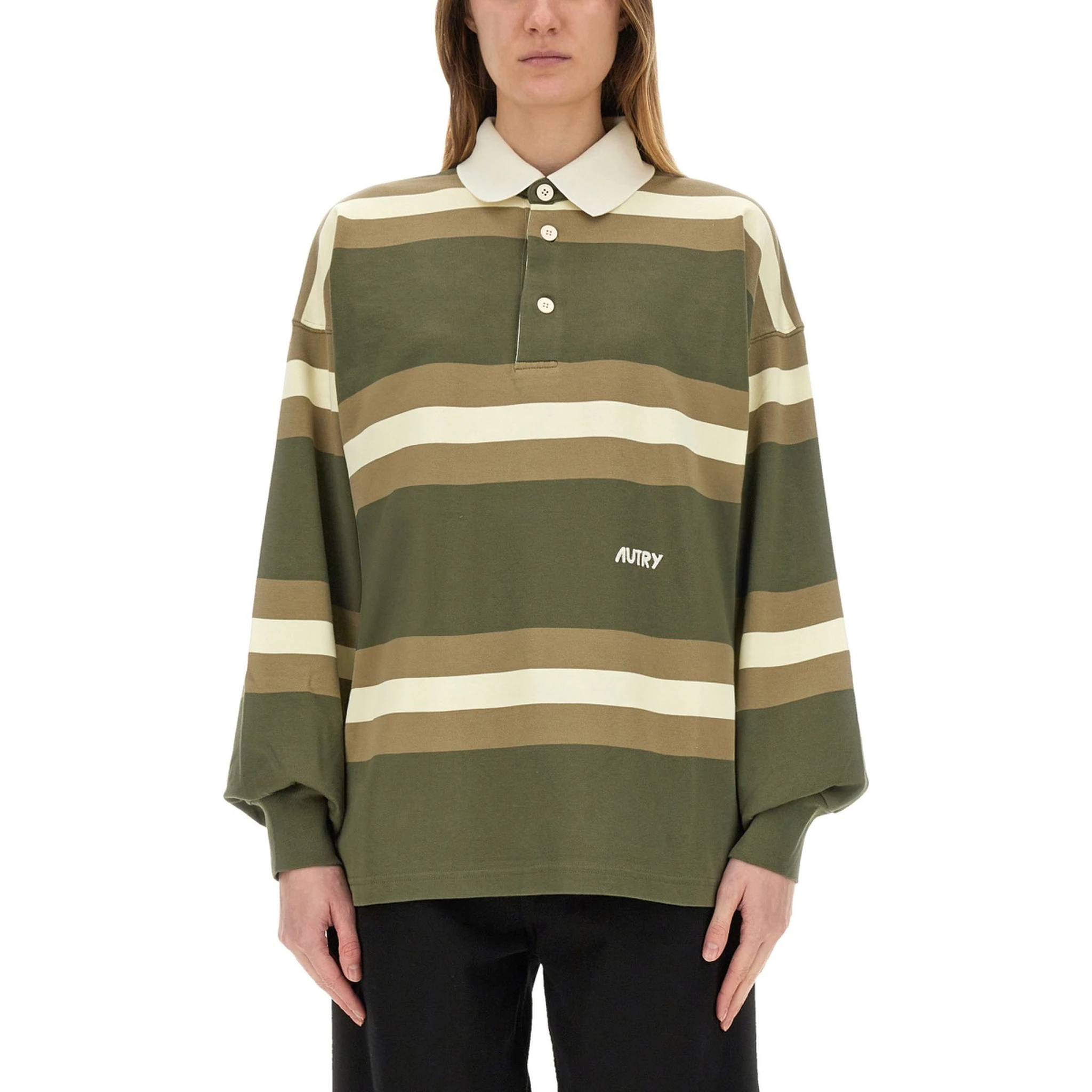 قميص بولو مخطط.