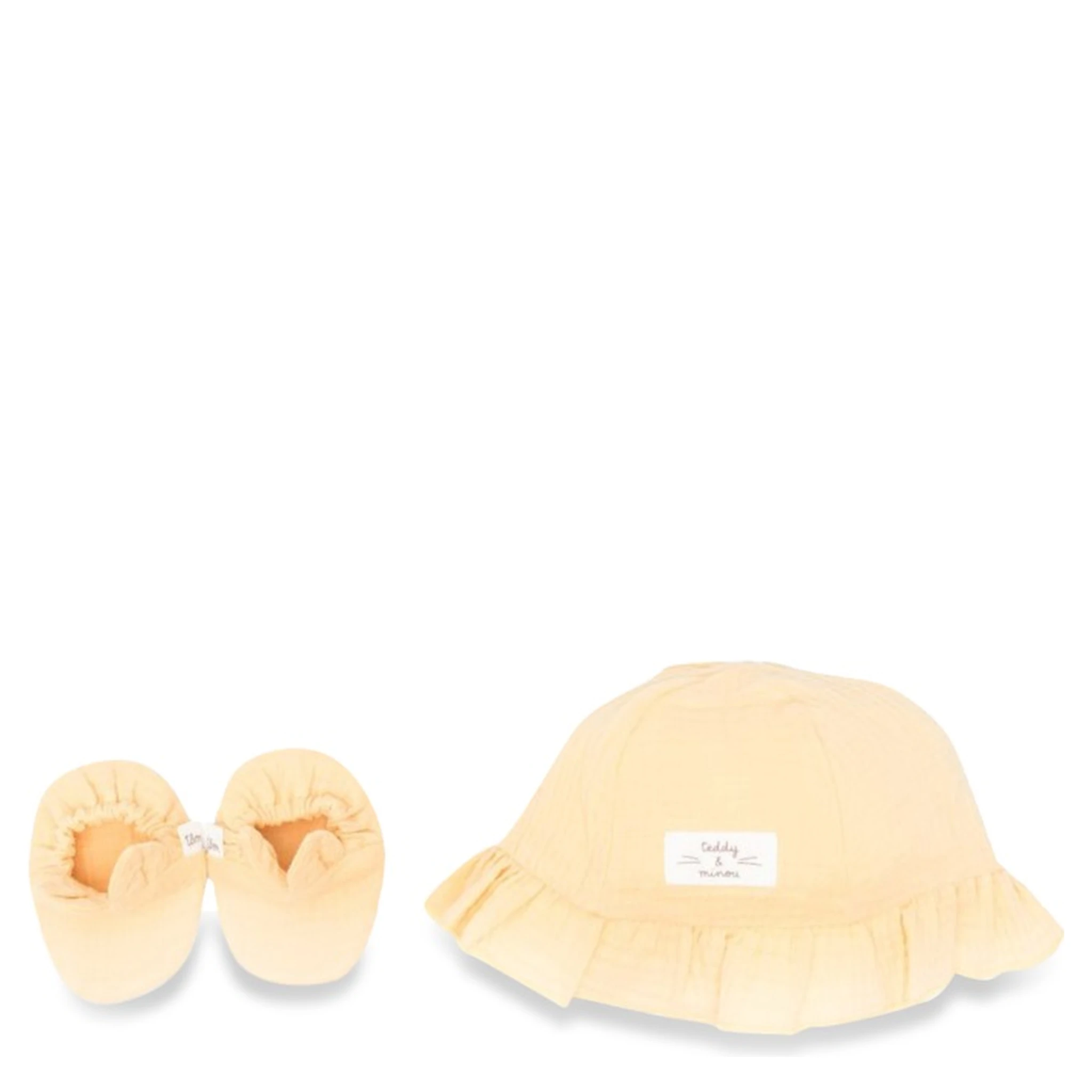 HAT SET WITH BOOTIES