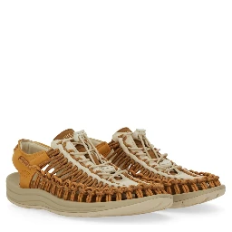 "UNEEK W-OAK" SANDAL
