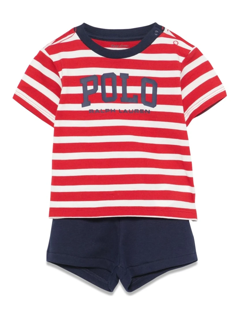 t-shirt and shorts set