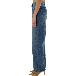 STRAIGHT LEG JEANS