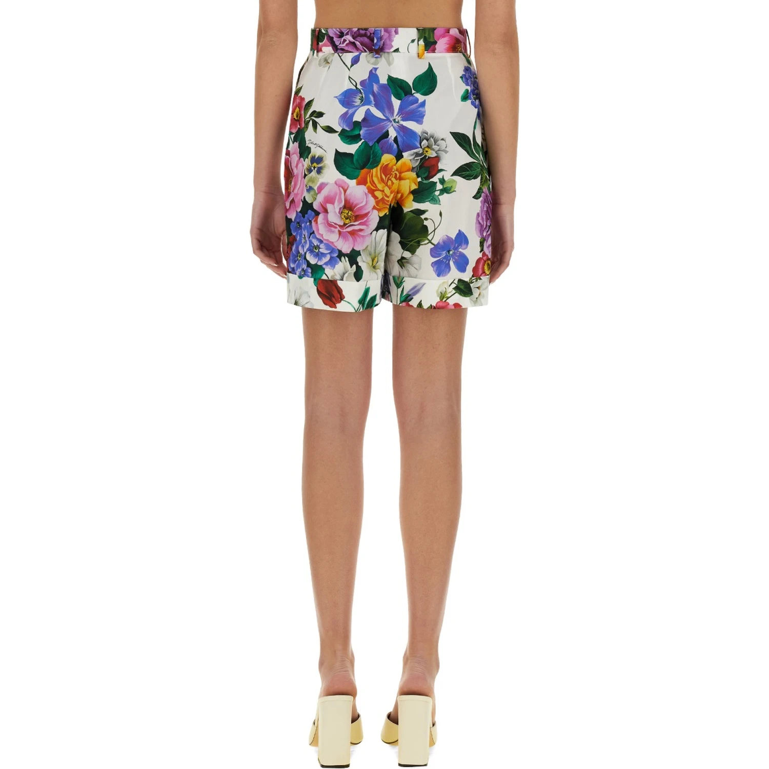 SHORTS WITH FLORAL PRINT