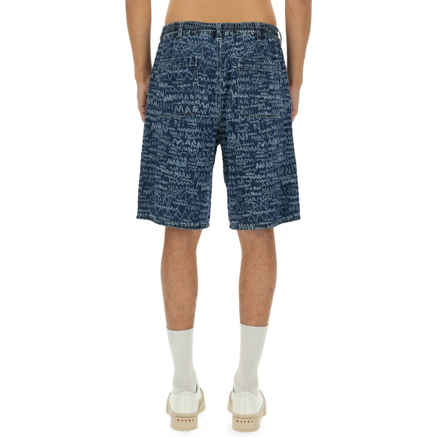 SHORT IN DENIM