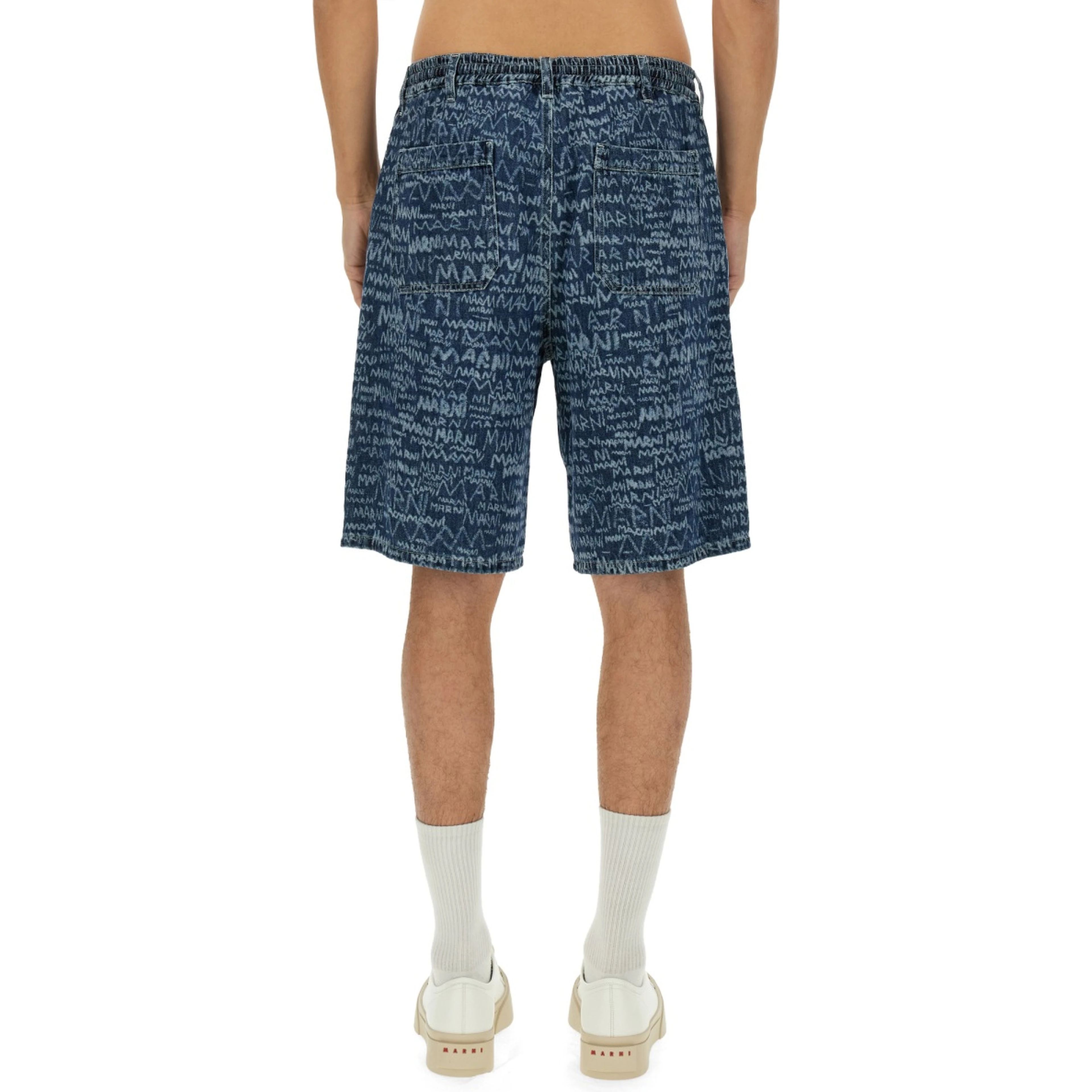 SHORT IN DENIM