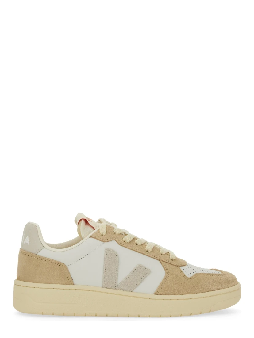 SNEAKER "V-82"