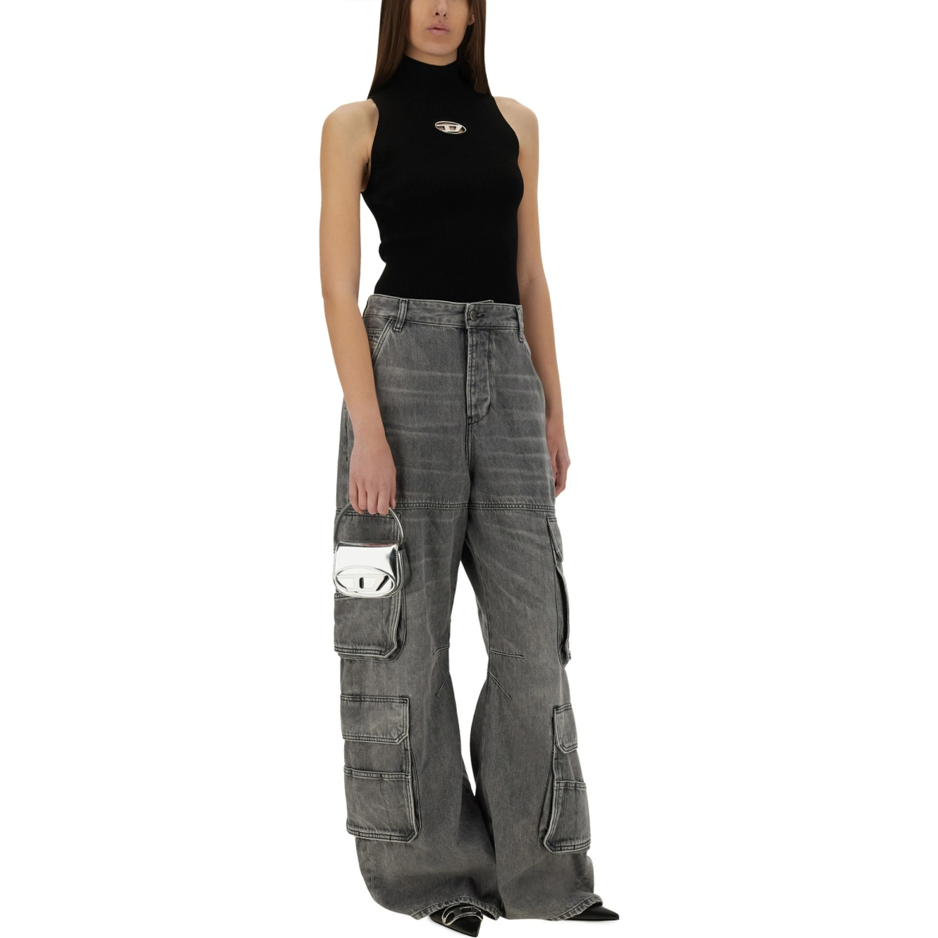 "M-ONERVAX" TOP