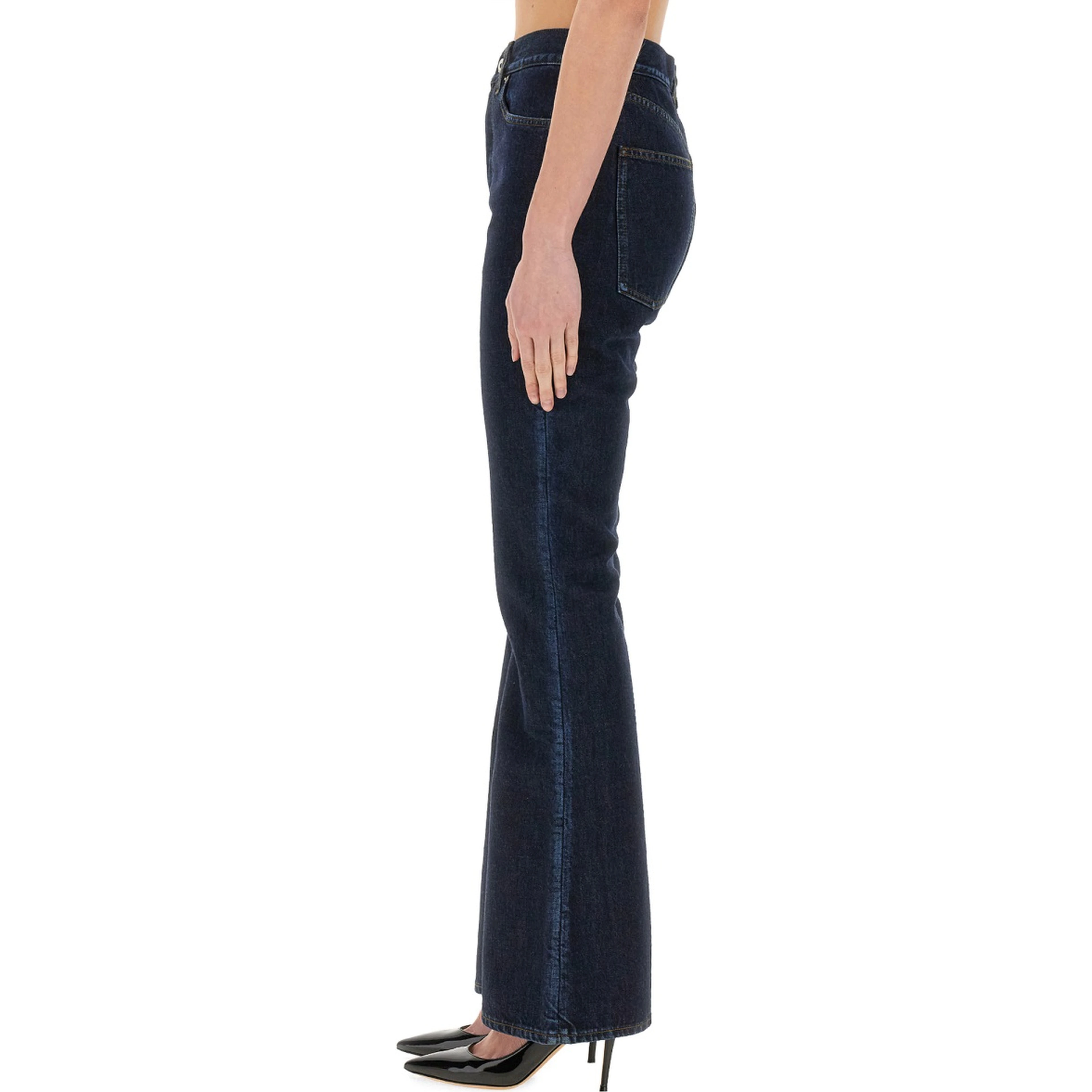 STRAIGHT JEANS