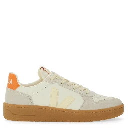 SNEAKER "V-82"