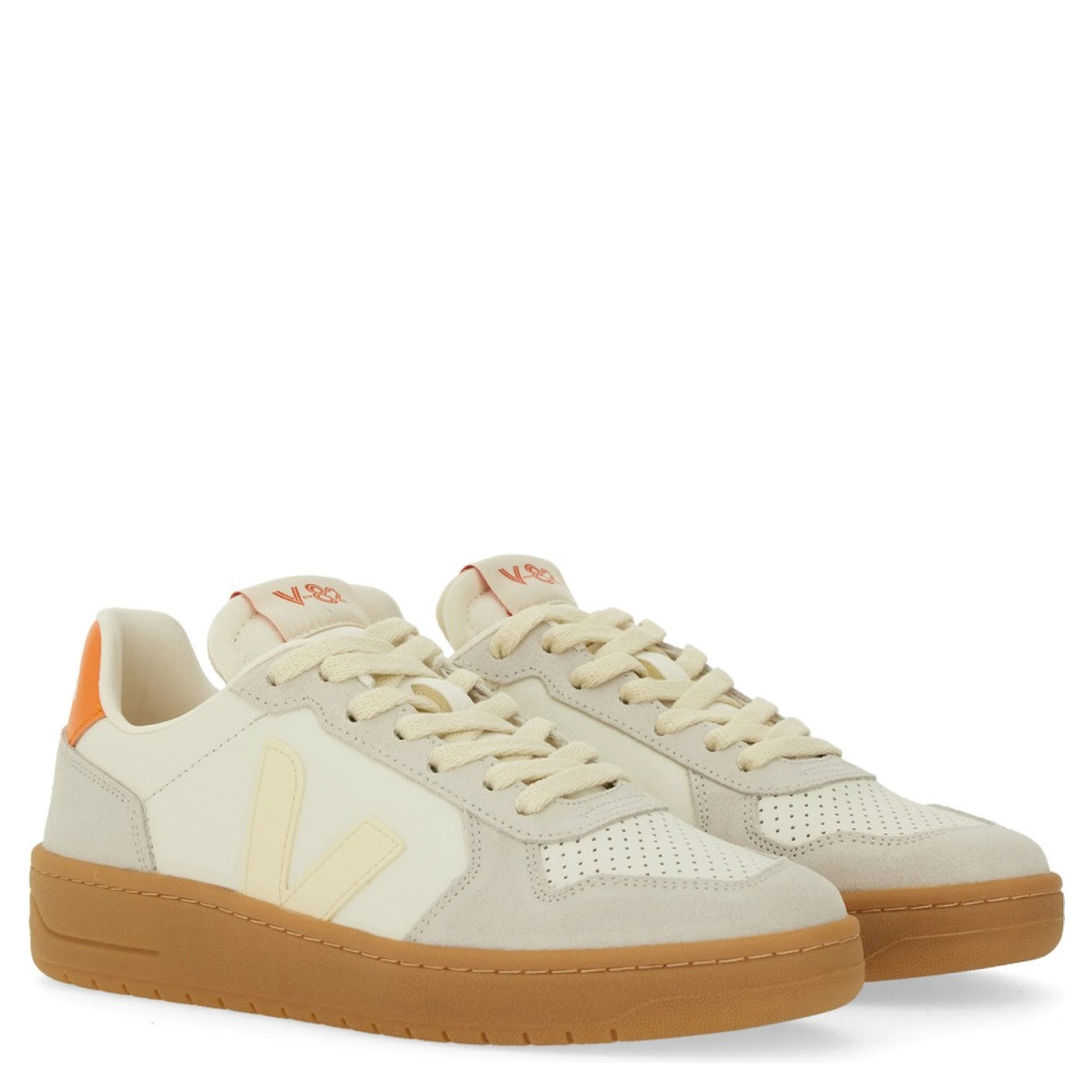 SNEAKER "V-82"