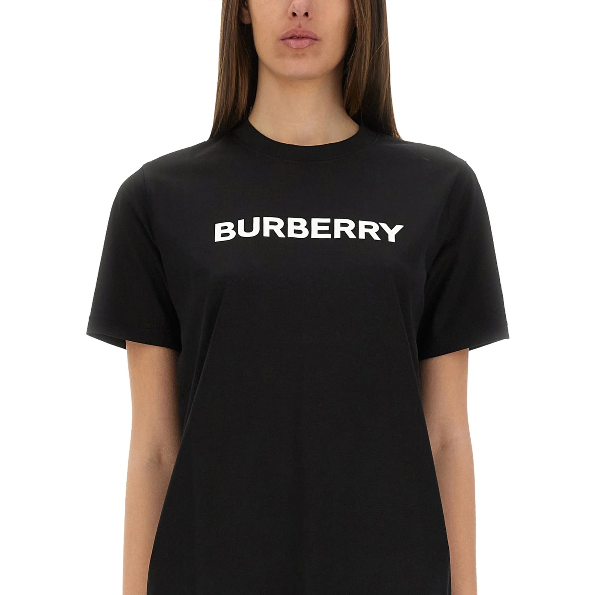 تيشيرت بشعار