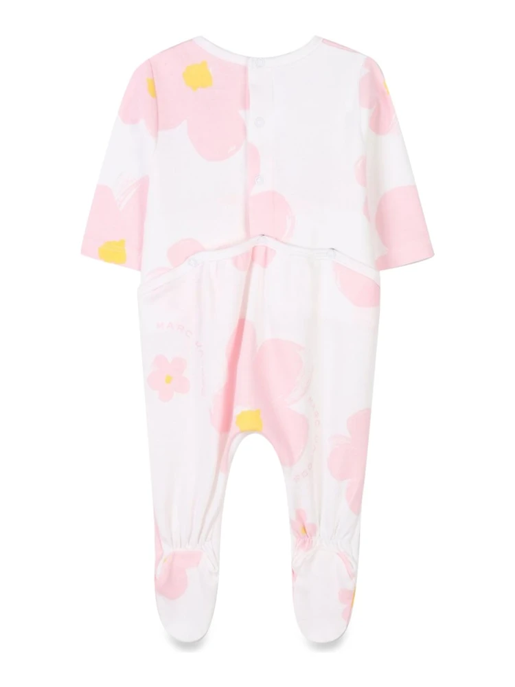 PAJAMA SET WITH BIB AND HAT alternative