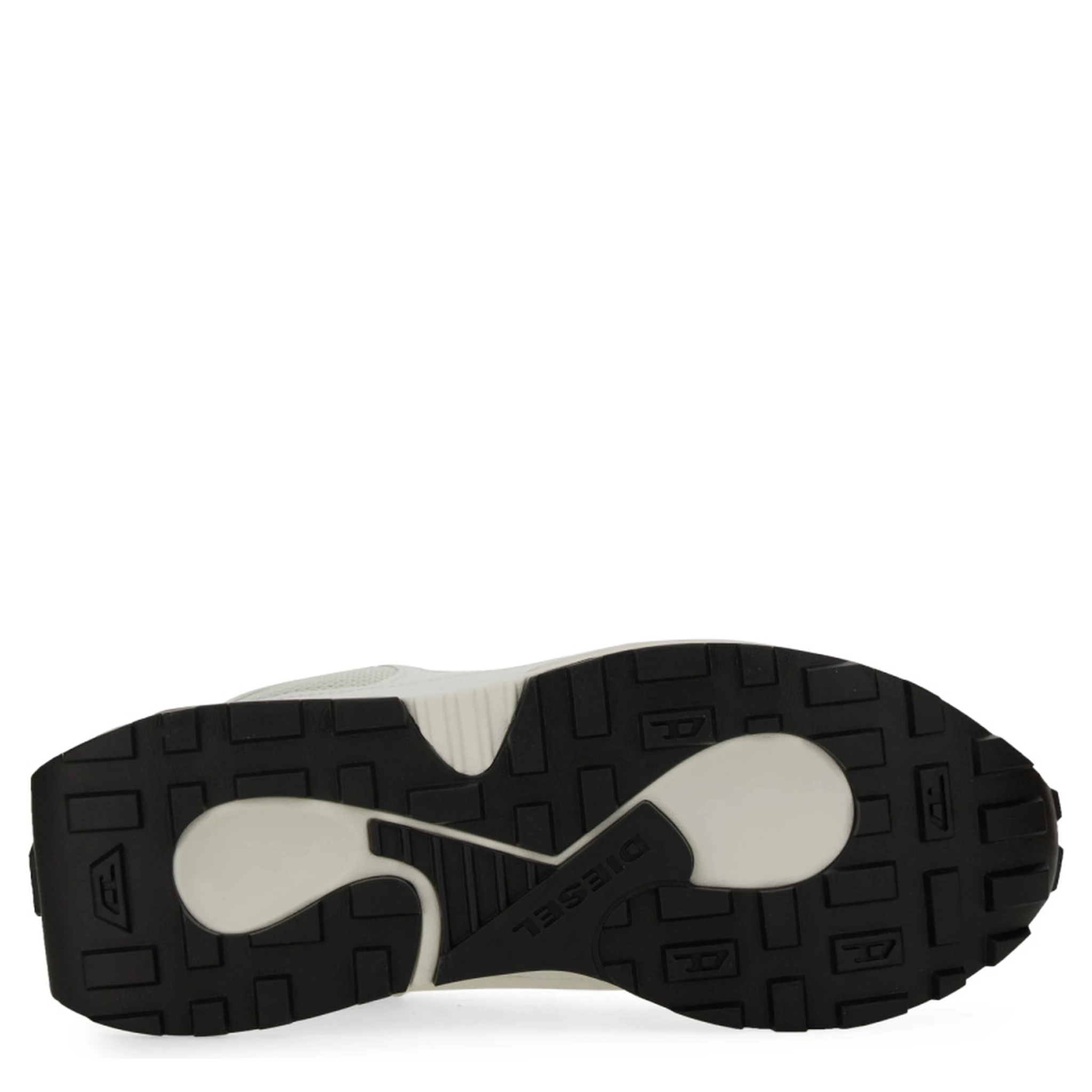 SNEAKER RUNNER "S-TAME-D"