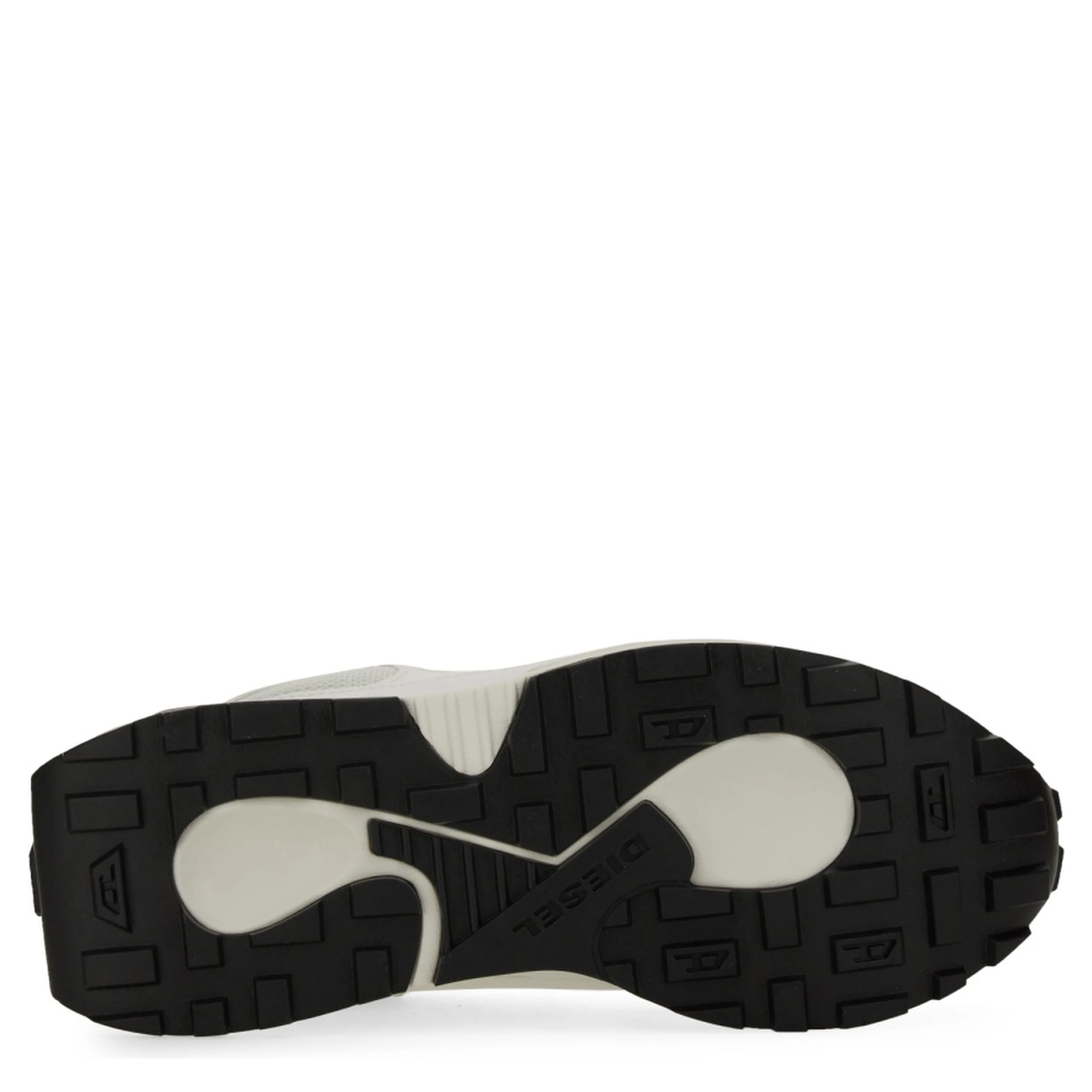 SNEAKER RUNNER "S-TAME-D"