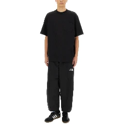 تيشيرت بقصة مريحة