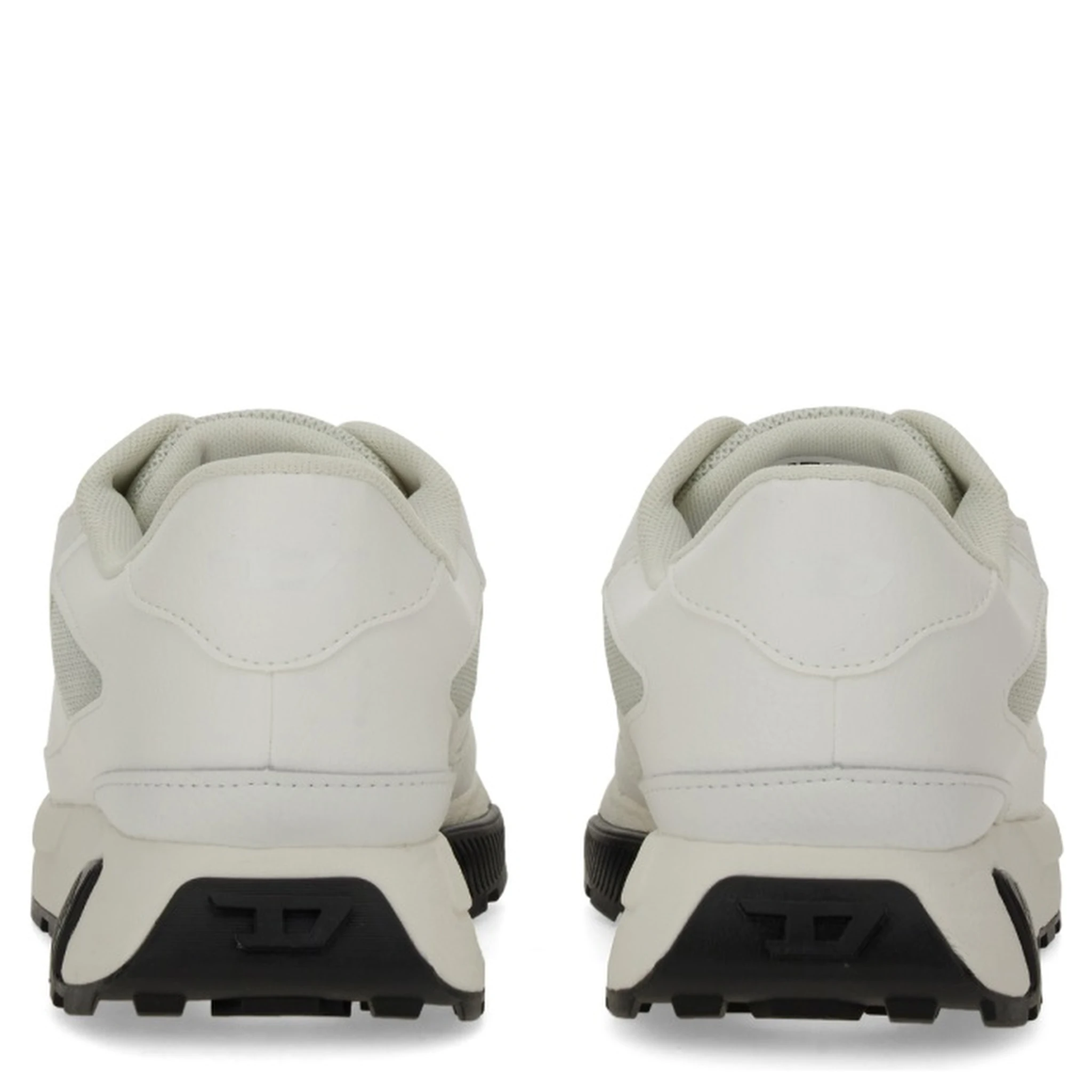 SNEAKER RUNNER "S-TAME-D"