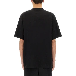 تيشيرت بقصة مريحة