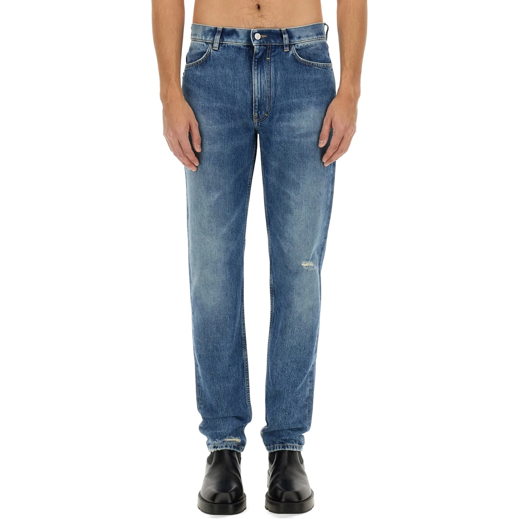 بنطلون جينز ضيق