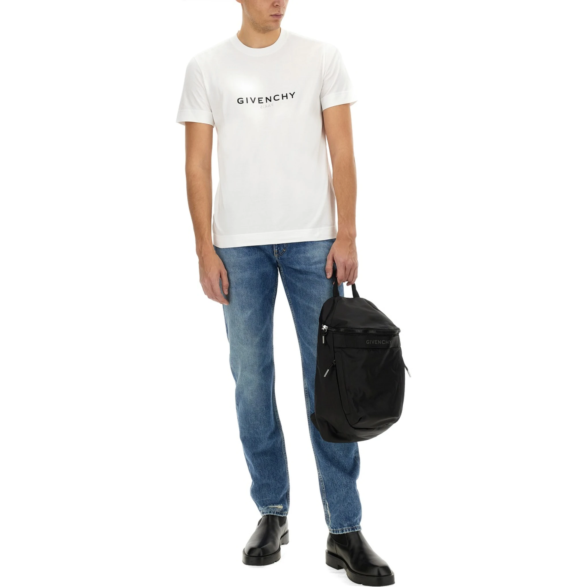 بنطلون جينز ضيق