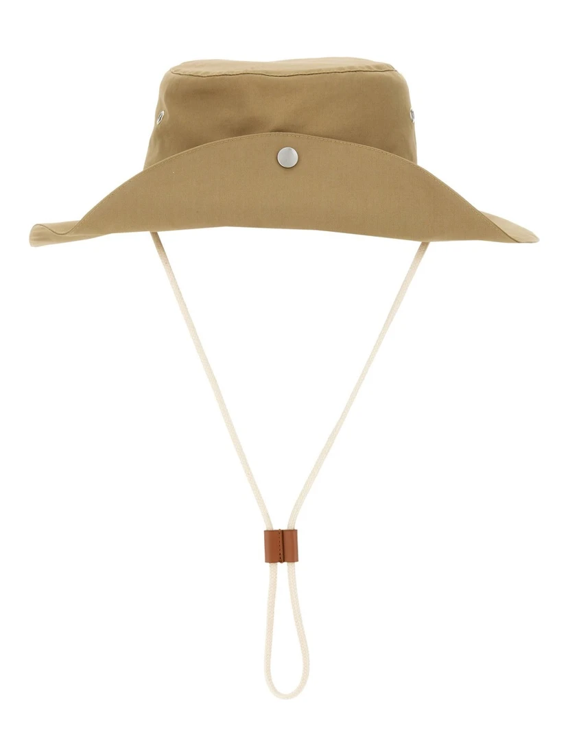 HAT WITH ELASTIC BAND