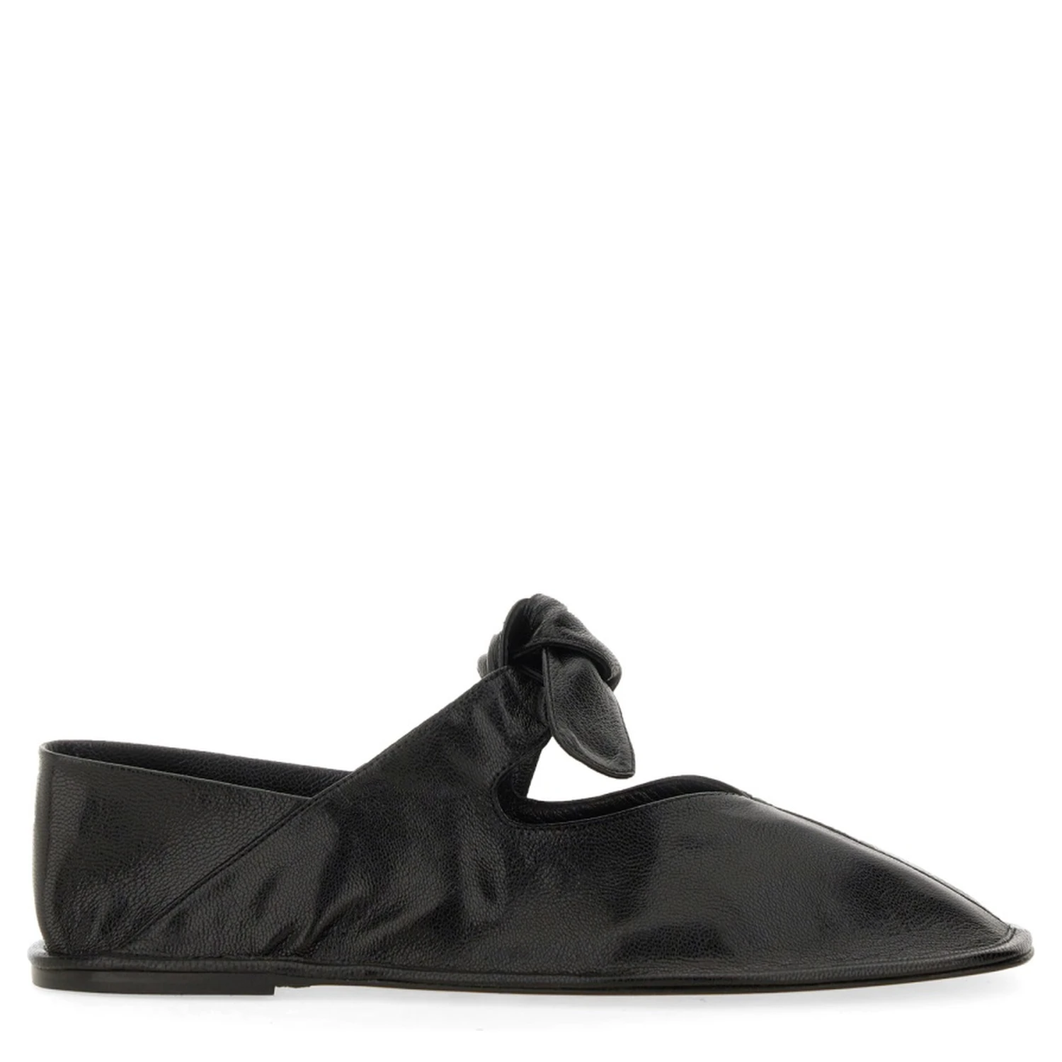 BALLERINA IN PELLE
