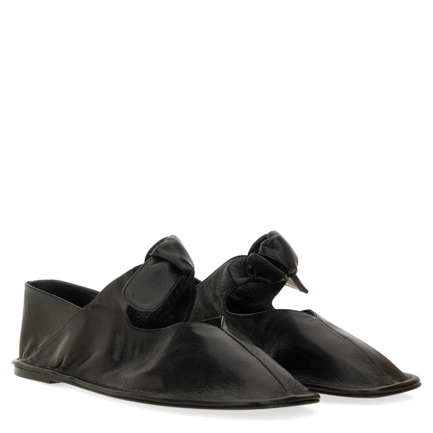 BALLERINA IN PELLE