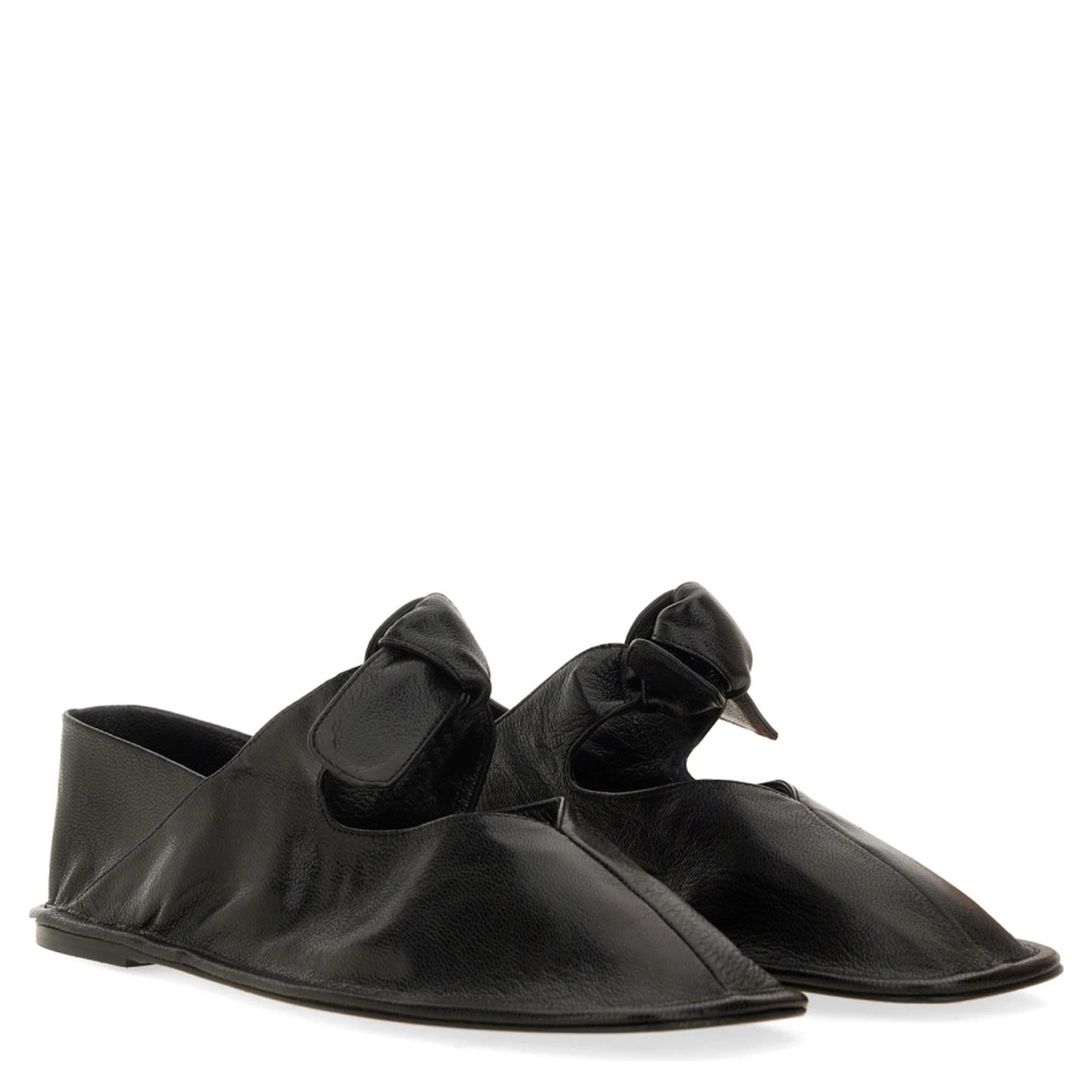 BALLERINA IN PELLE