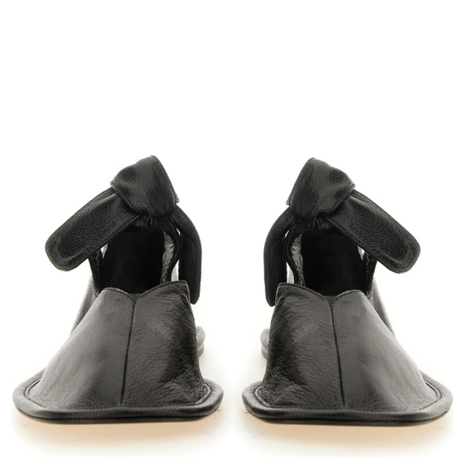 BALLERINA IN PELLE