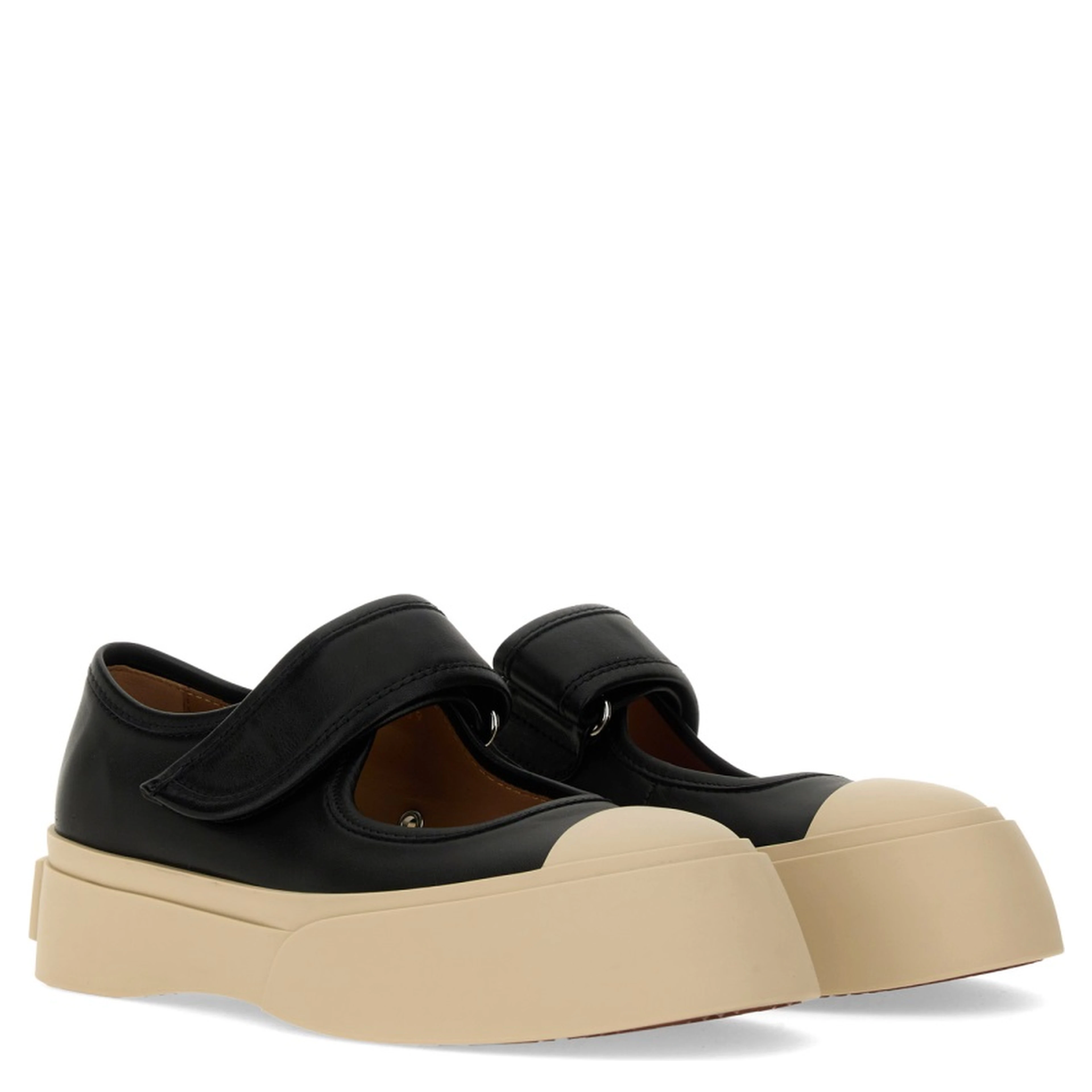MARY JANE SNEAKER