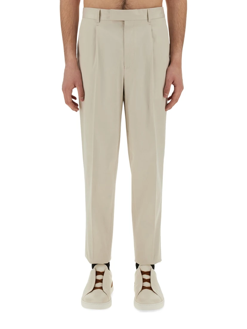 PANTS WITH PLEAT
