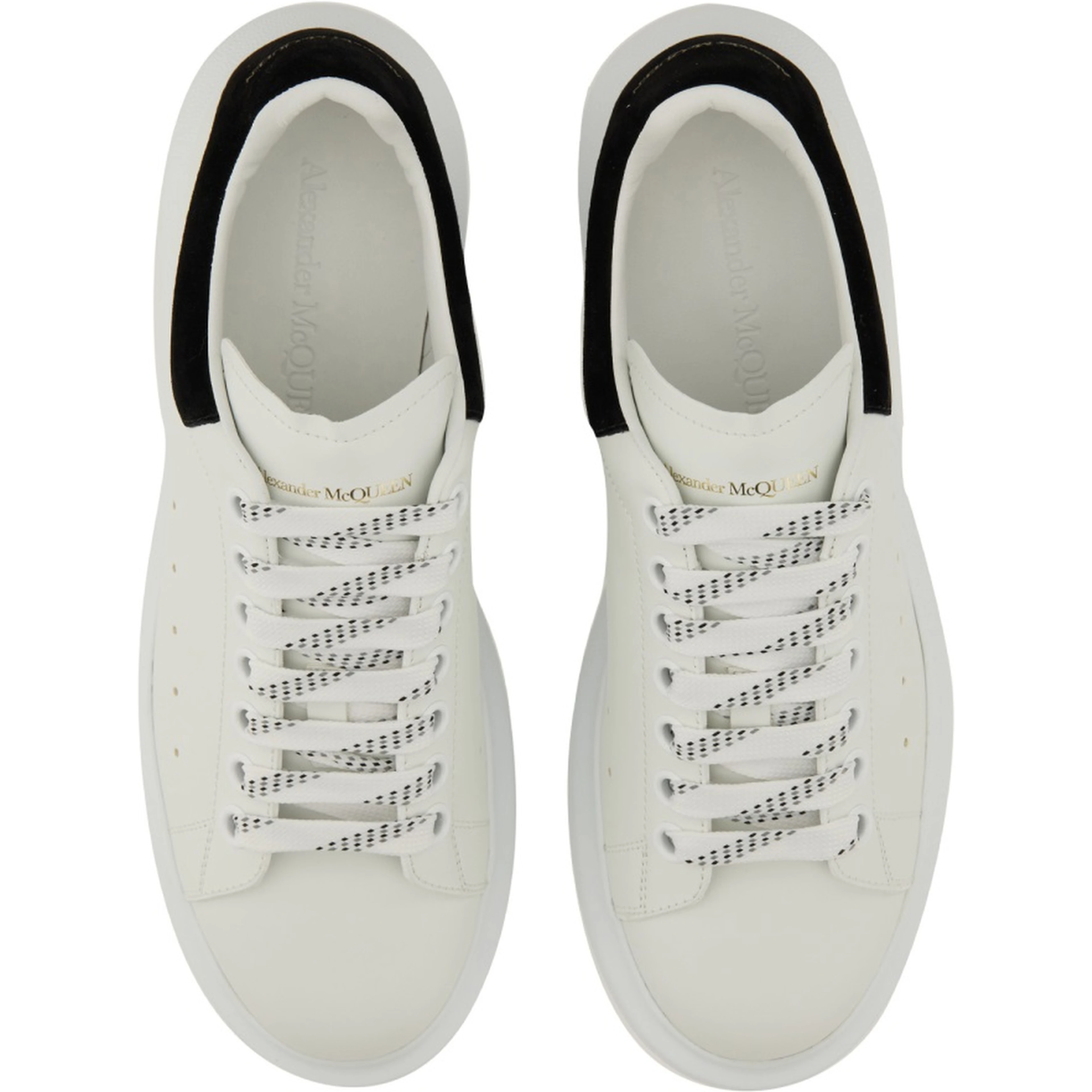 OVERSIZED SNEAKER