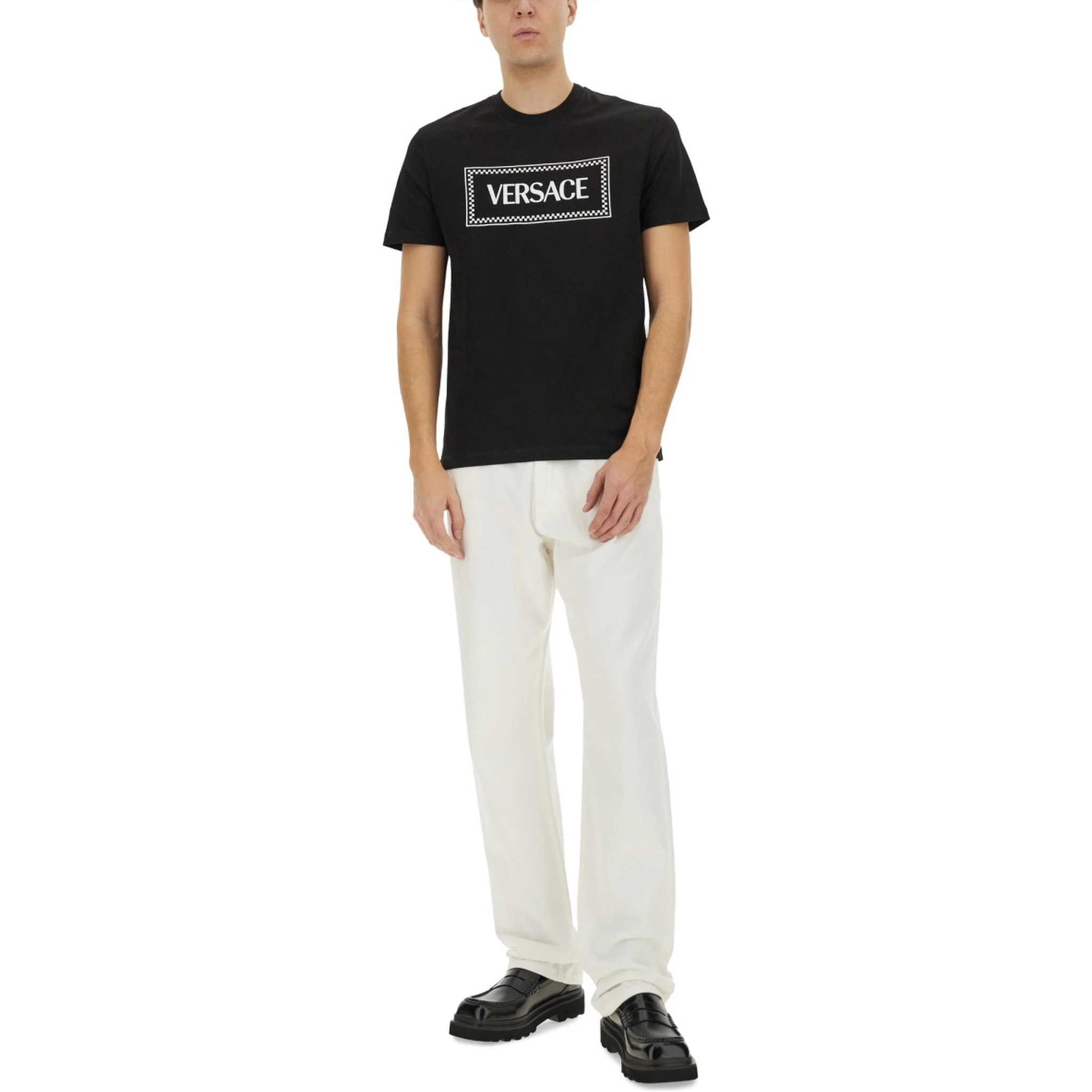 تيشيرت بشعار مطرز عتيق من التسعينيات