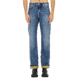 جينز من الدنيم