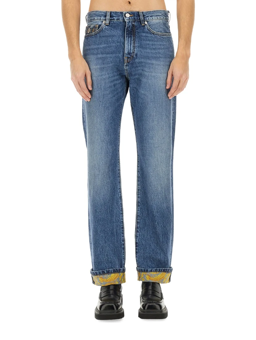 جينز من الدنيم