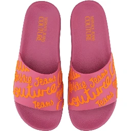 صندل سهل الارتداء مزين بشعار