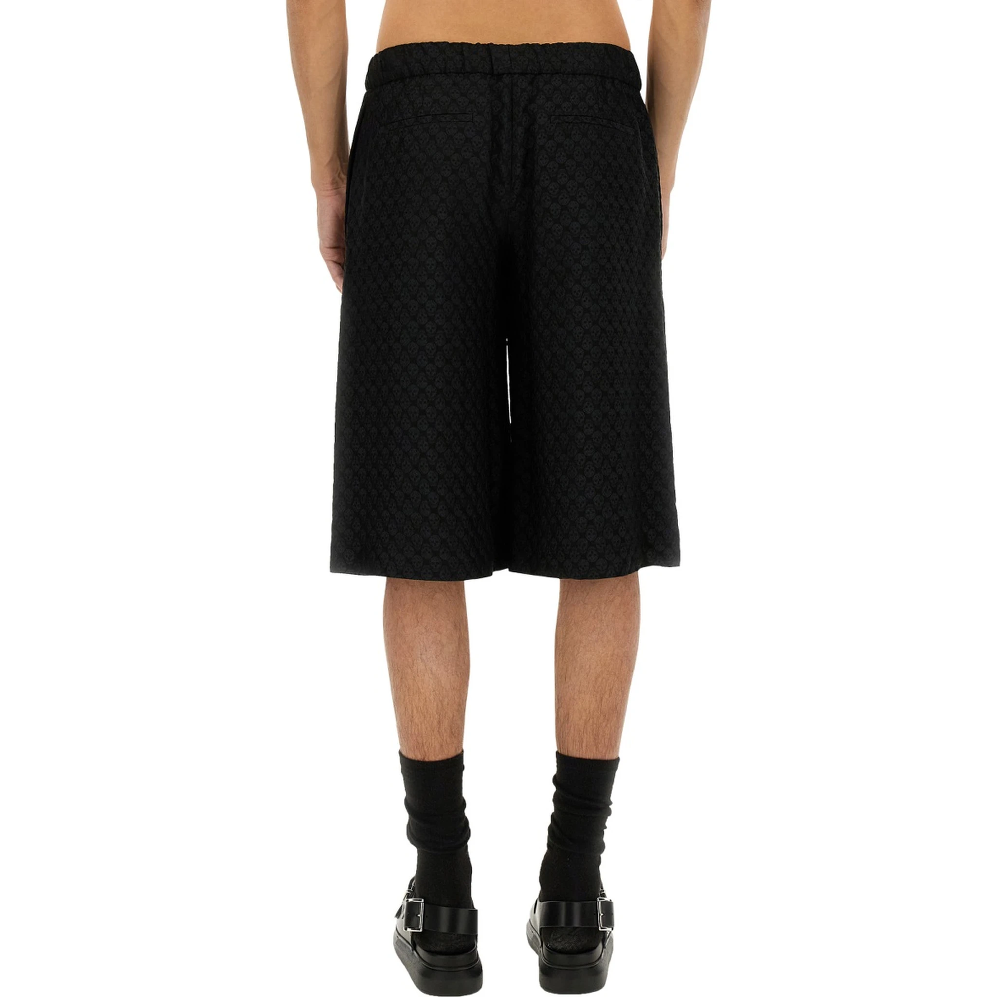 SKULL JACQUARD PATTERN SHORTS