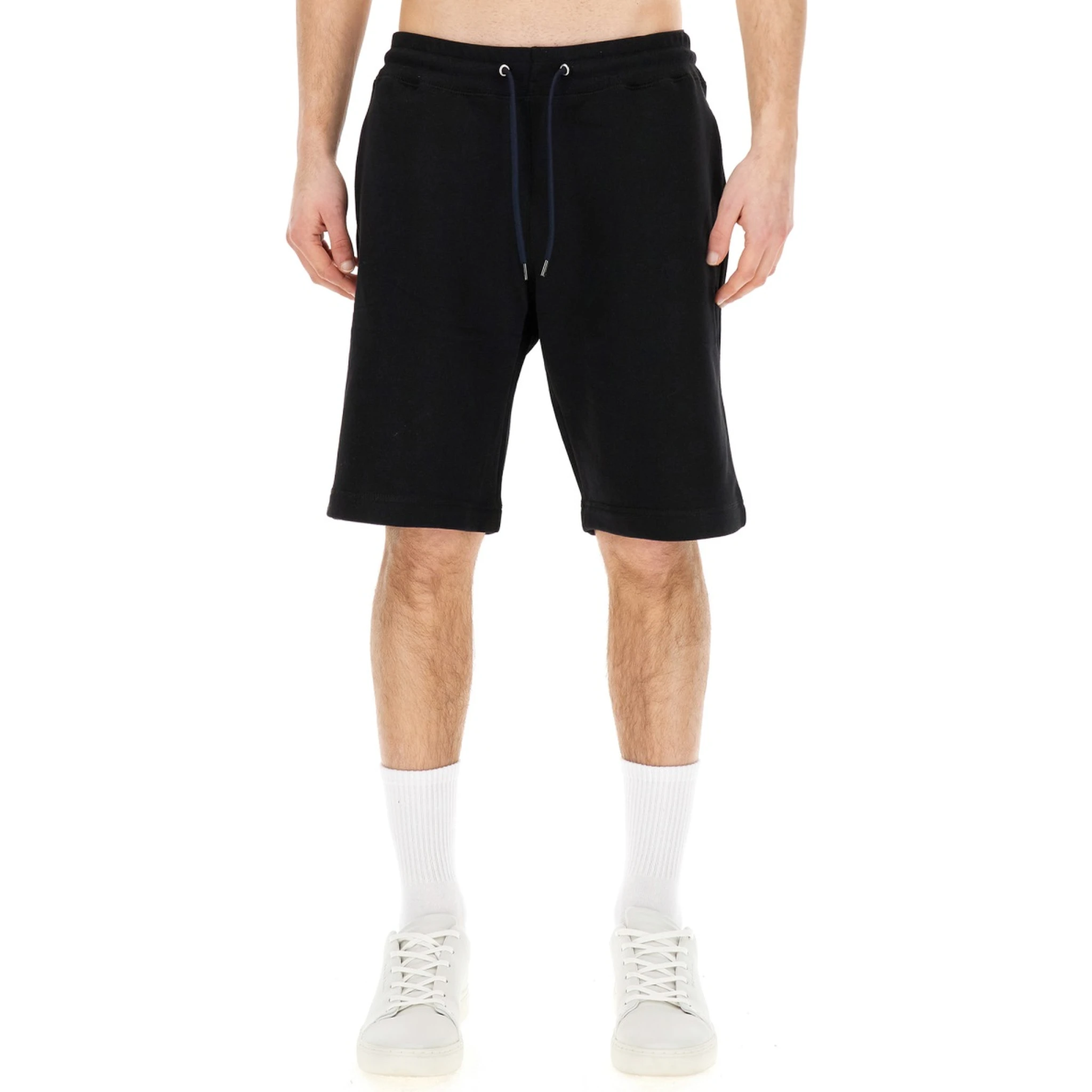 SWEAT SHORTS.