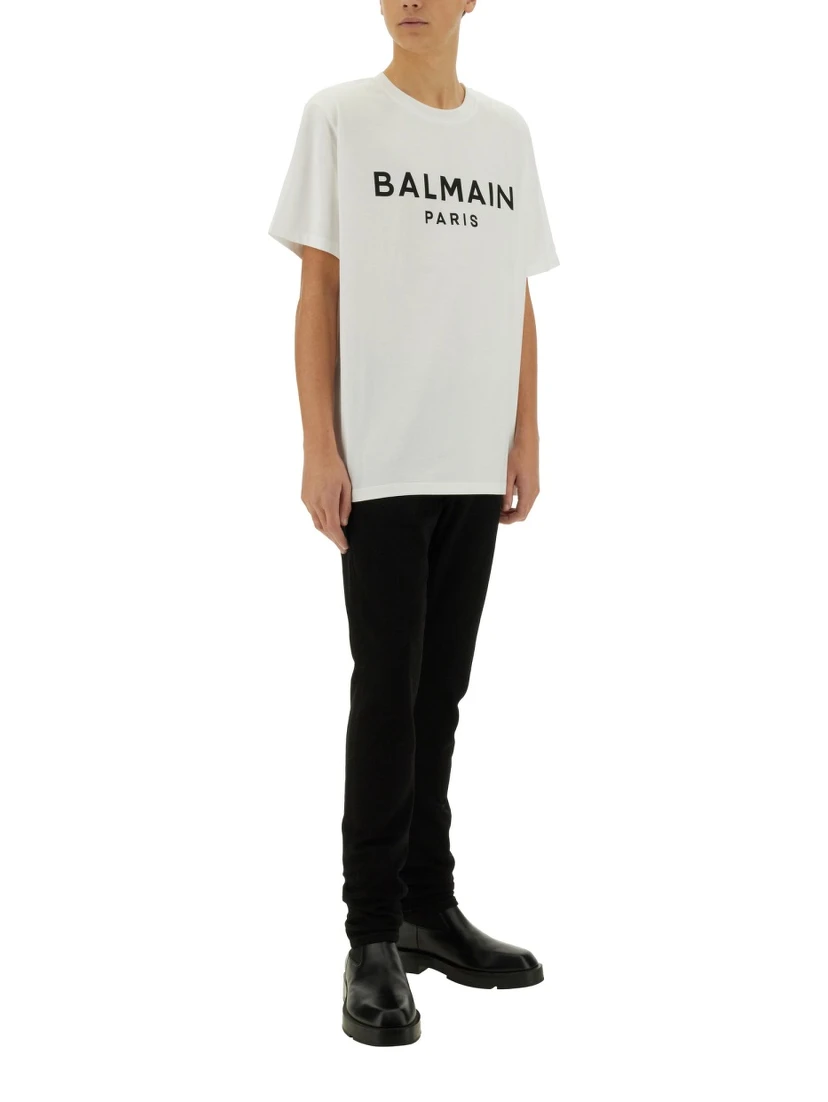 T-SHIRT WITH LOGO