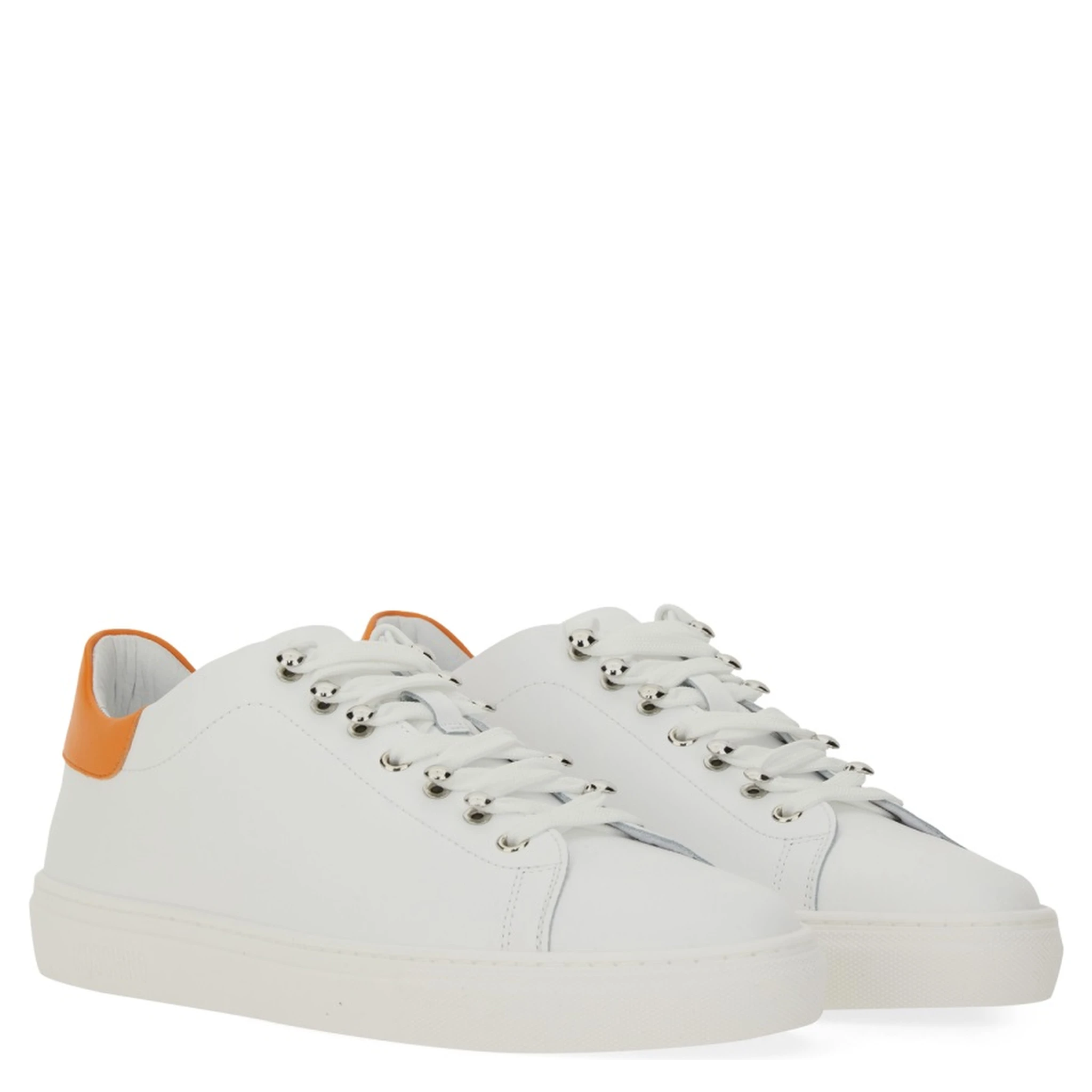 LEATHER SNEAKER