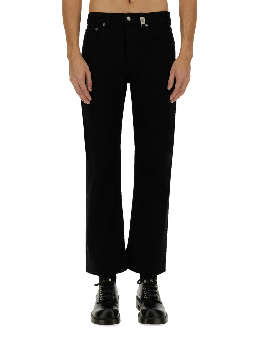STRAIGHT LEG JEANS