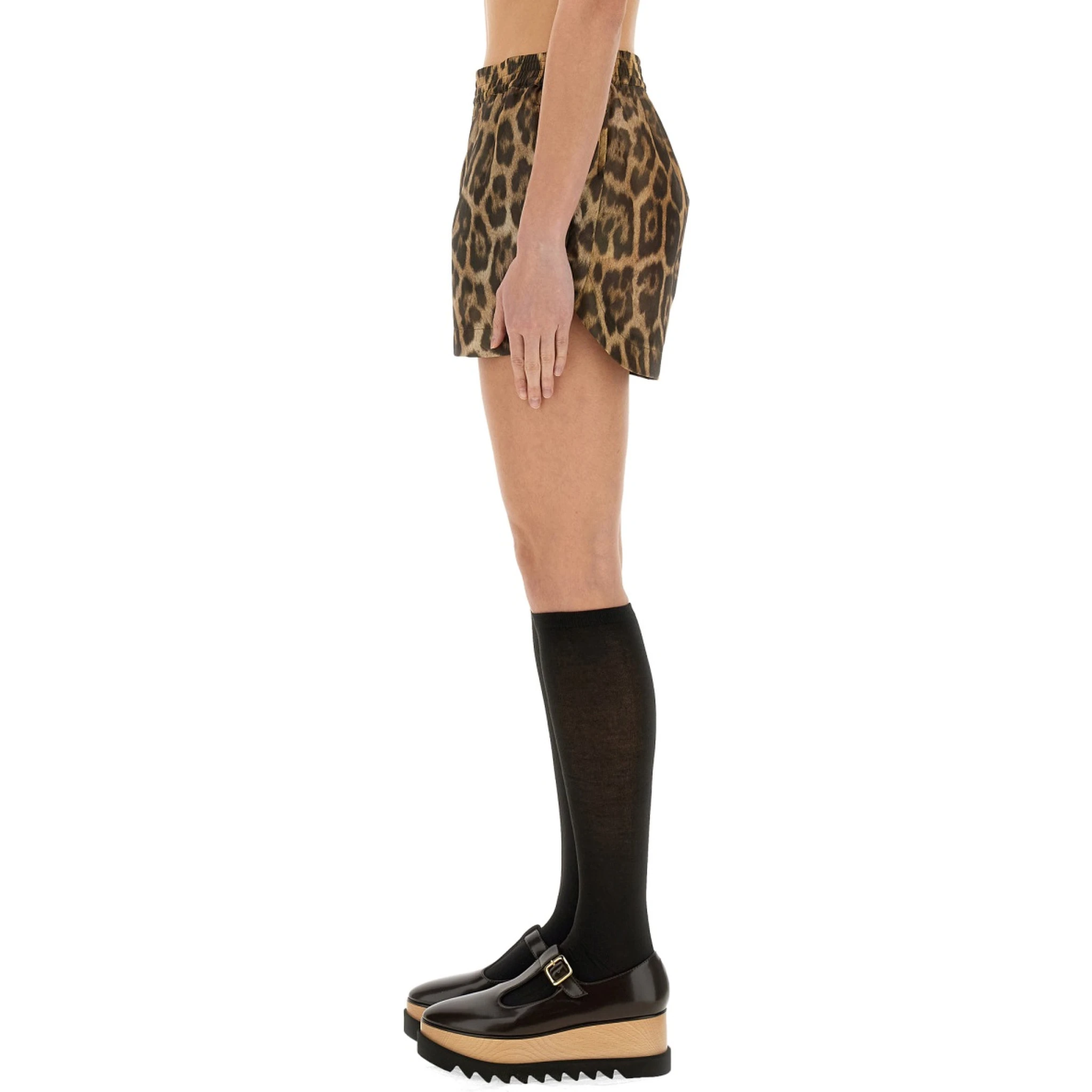 SHORTS WITH ANIMAL PATTERN