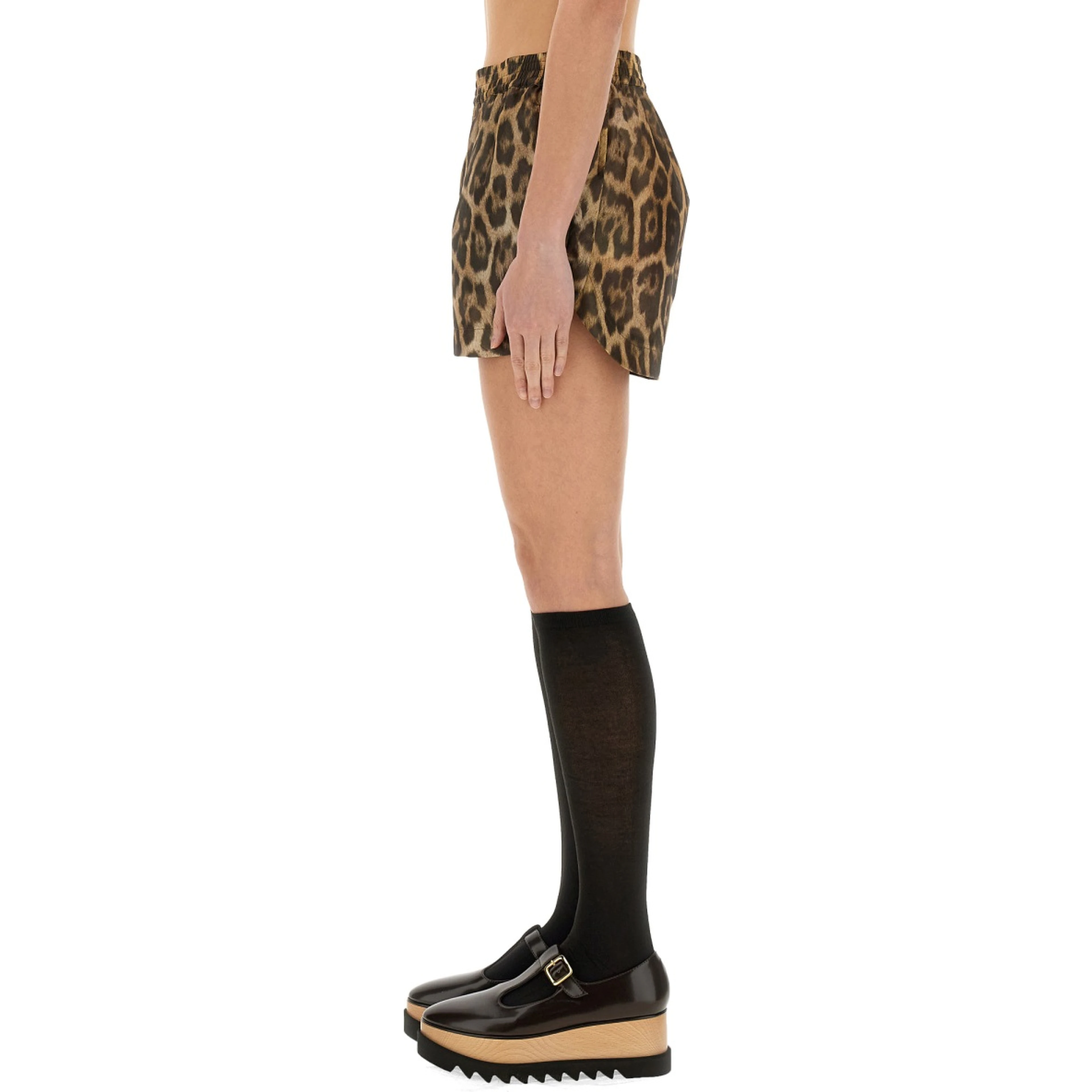 SHORTS WITH ANIMAL PATTERN
