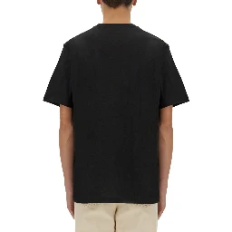 تي شيرت بقصة عادية