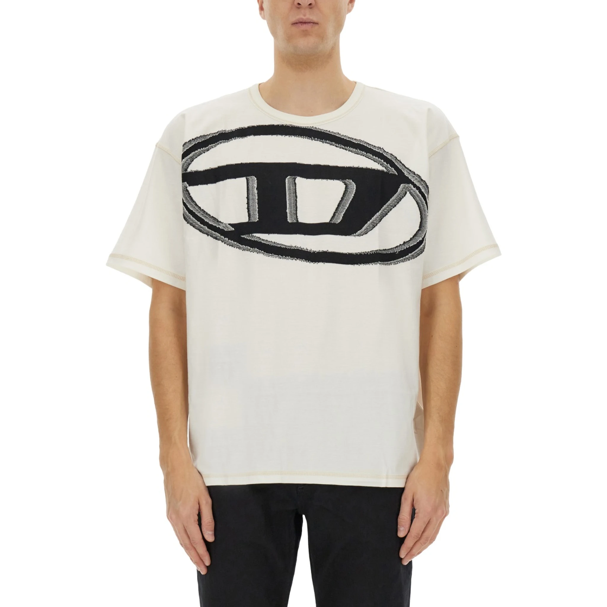 T-SHIRT WITH MAXI OVAL D