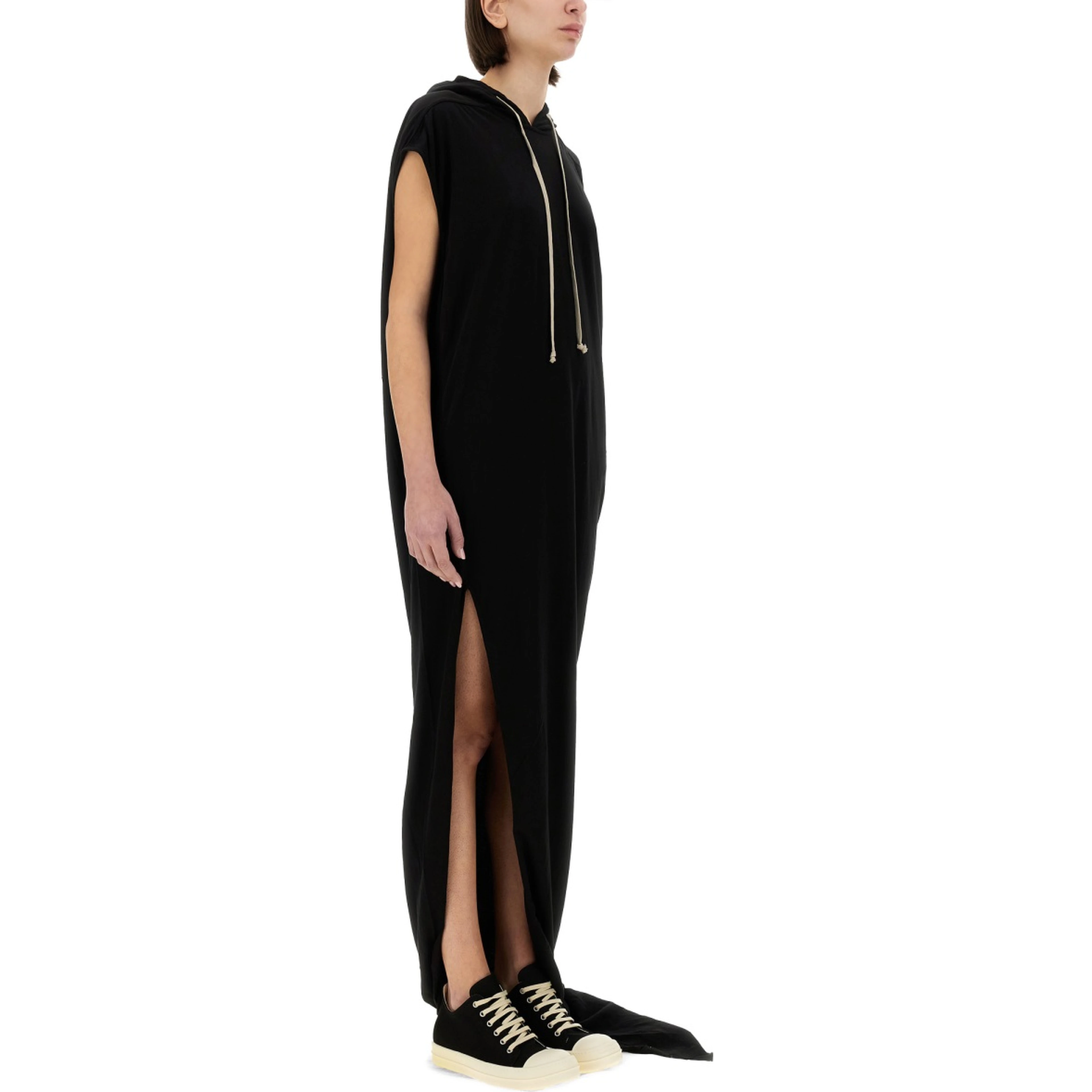 LONG DRESS WITH HOOD