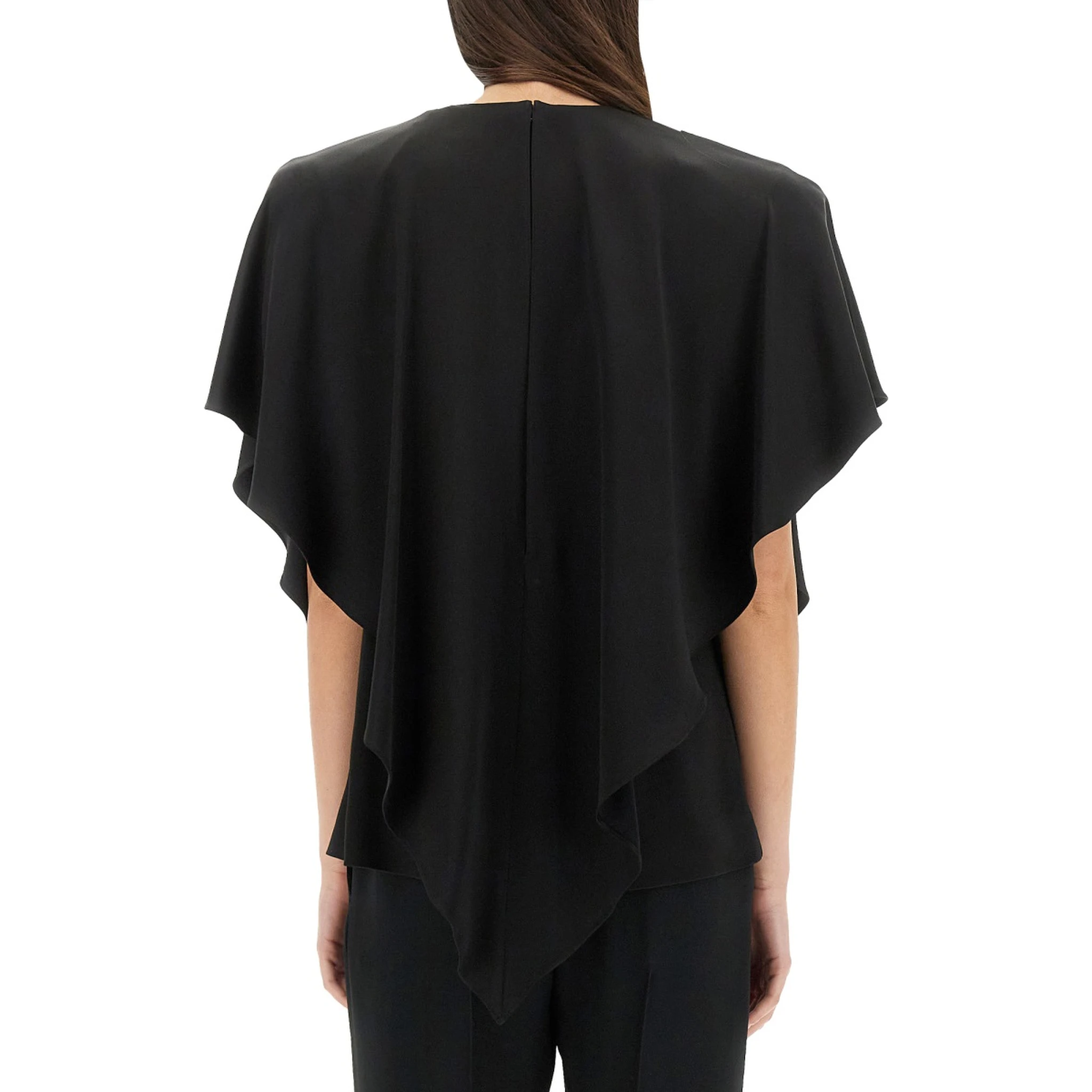 بلوزة مكشكشة