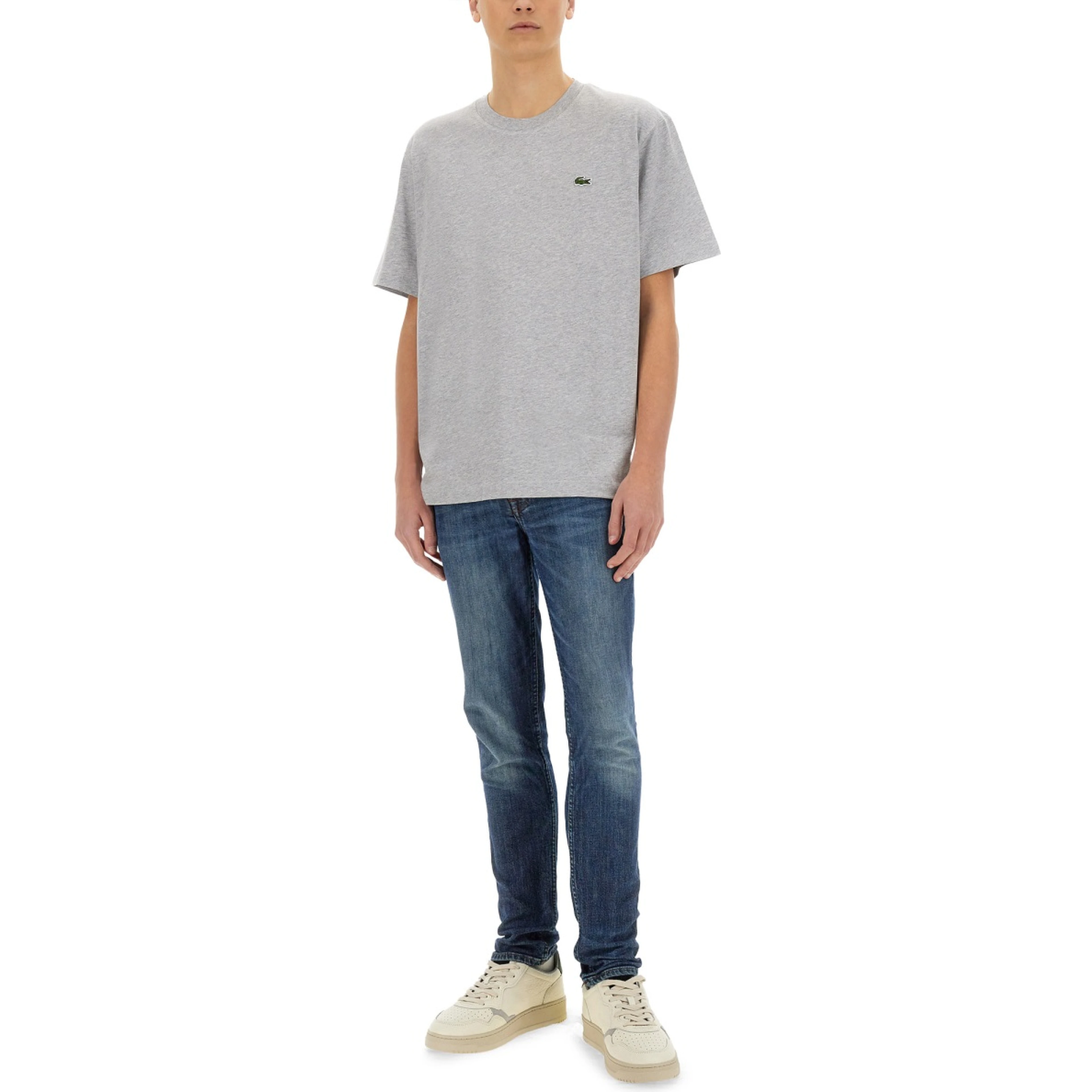 T-SHIRT WITH LOGO