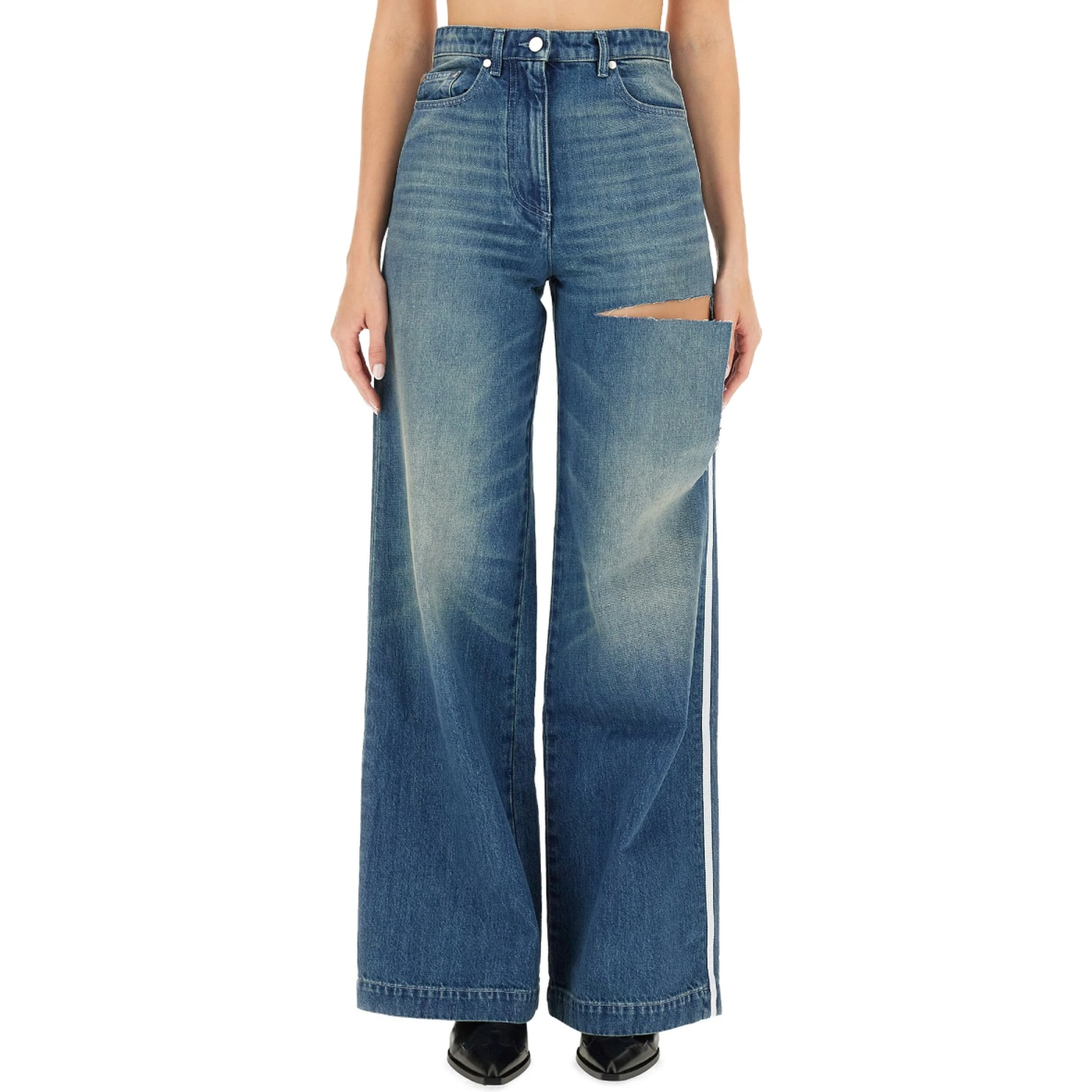 WIDE JEANS.