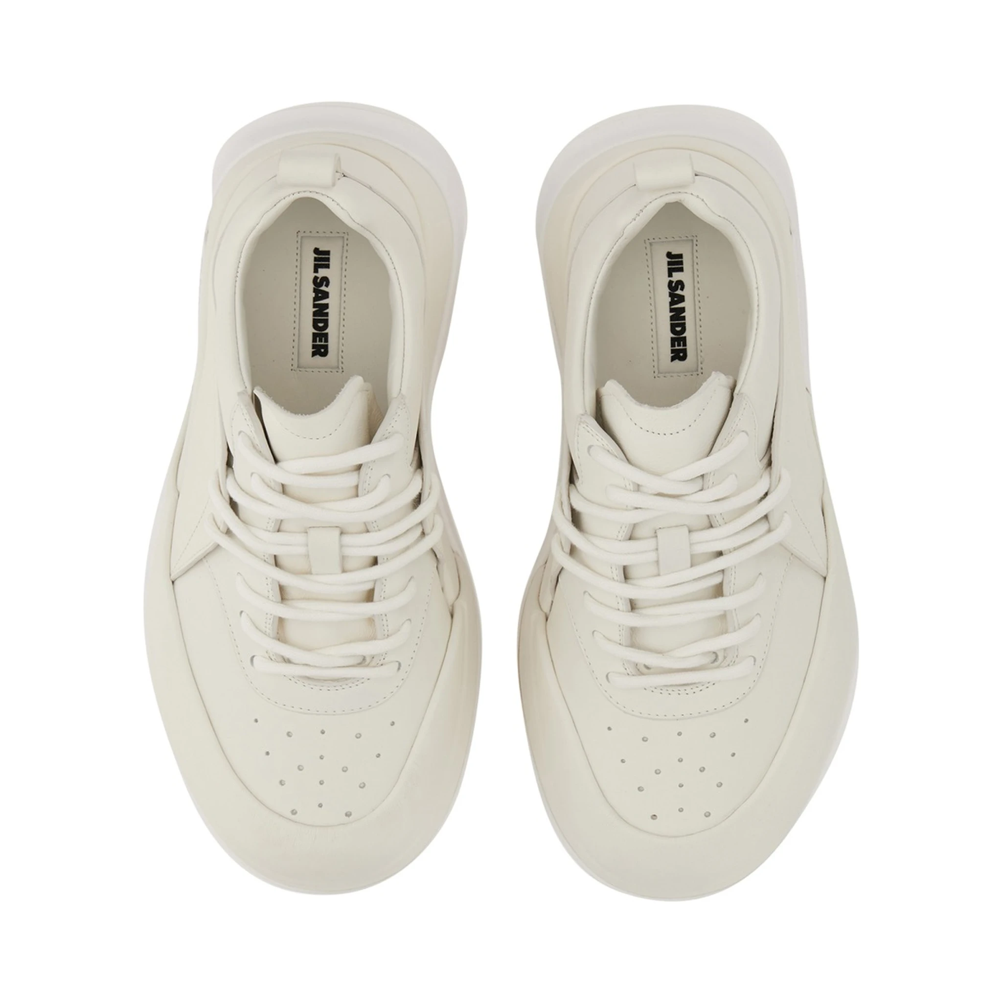 SNEAKER ORB