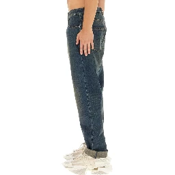 JEANS IN DENIM