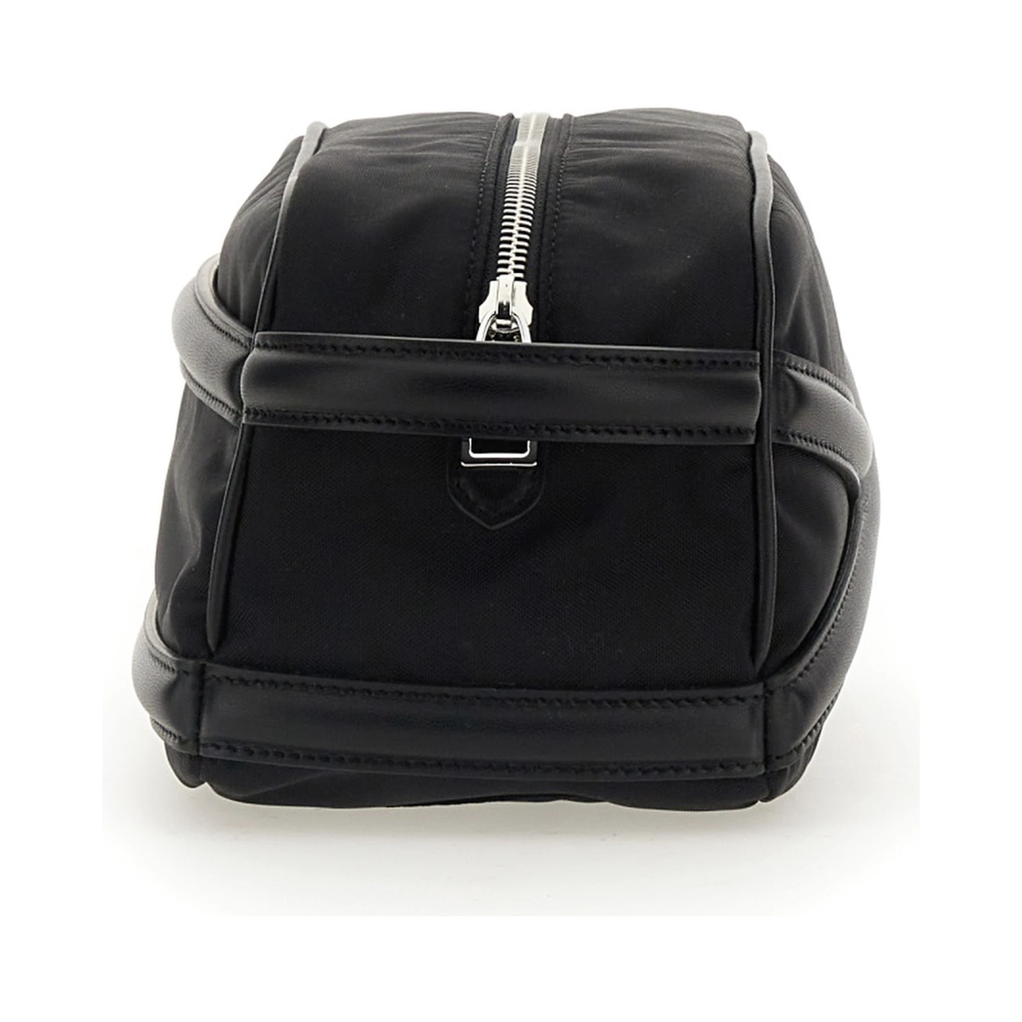 BEAUTY CASE WITH LOGO